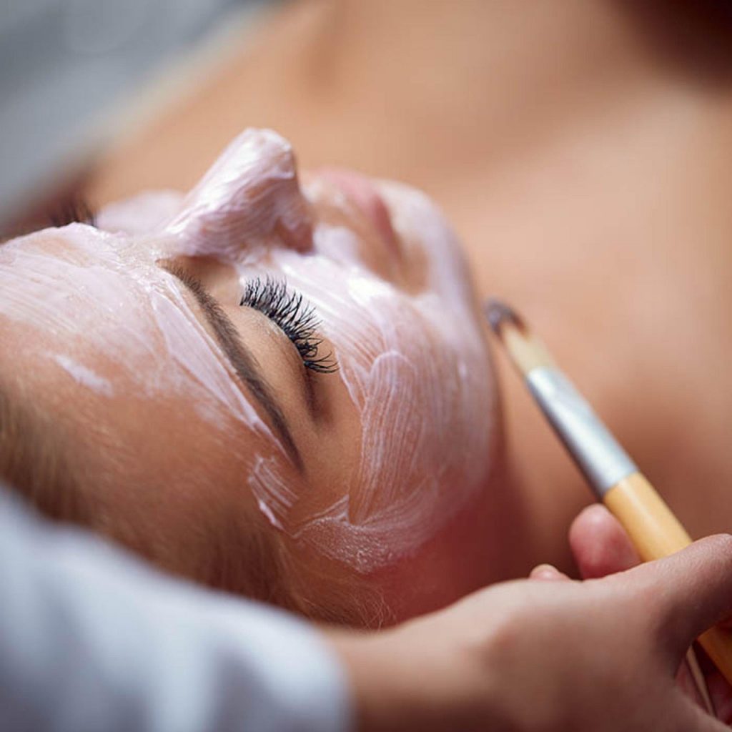 Soins visage : hydrafacial & microneedling